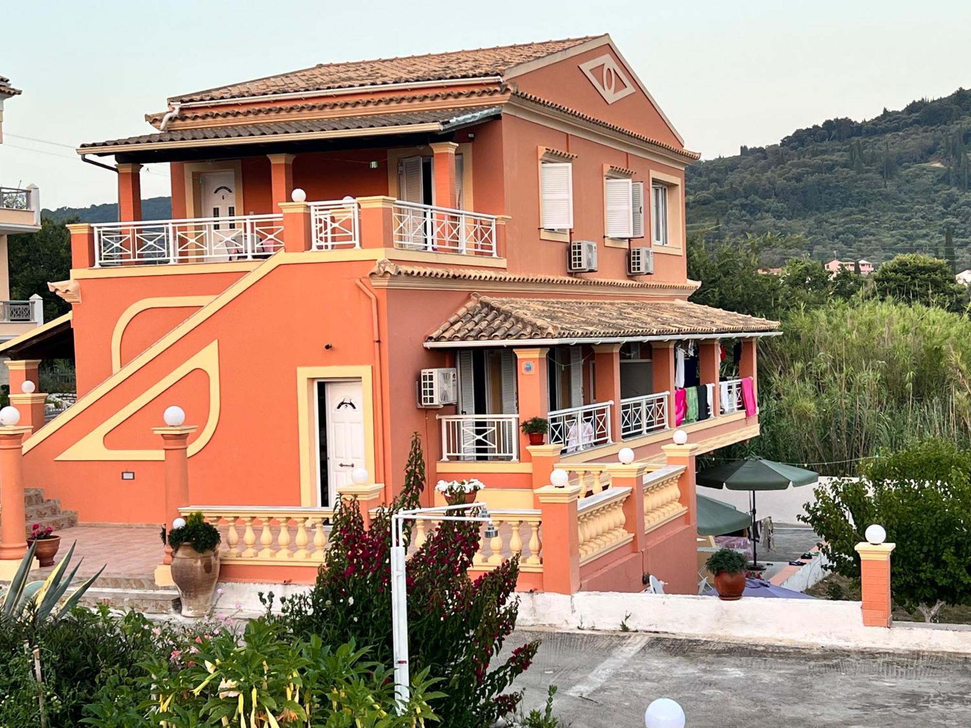 Villa Magda. Айос-Єорйос-Пагон Екстер'єр фото